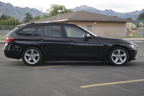 Black Sapphire Metallic 2014 BMW 328d xDrive