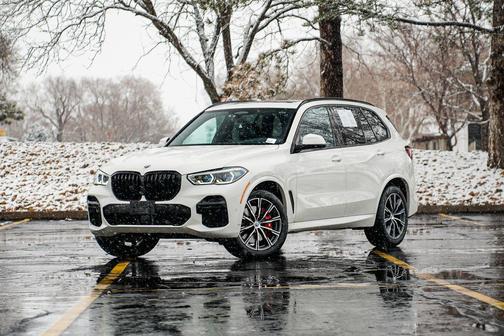 2023 BMW X5 M50i