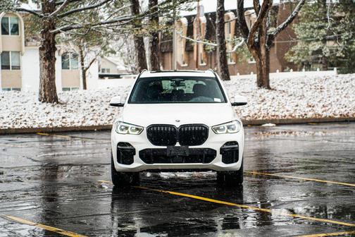 2023 BMW X5 M50i
