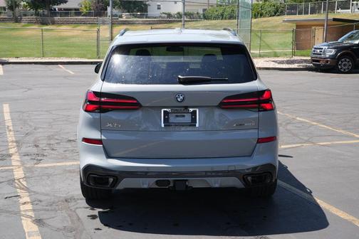 Brooklyn Grey Metallic 2026 BMW X5 PHEV xDrive50e