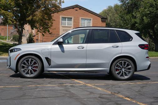 Brooklyn Grey Metallic 2026 BMW X5 PHEV xDrive50e