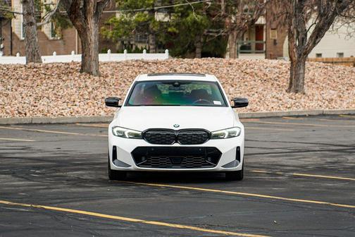 2025 BMW M340 xDrive