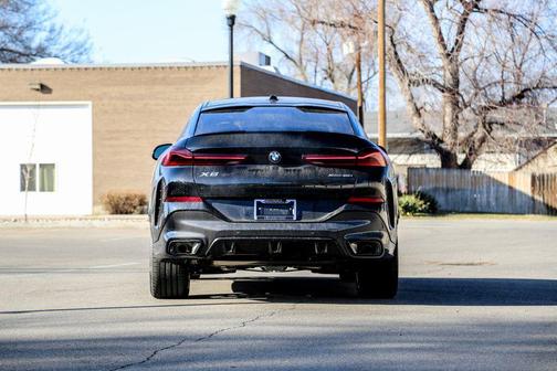 2026 BMW X6 xDrive40i
