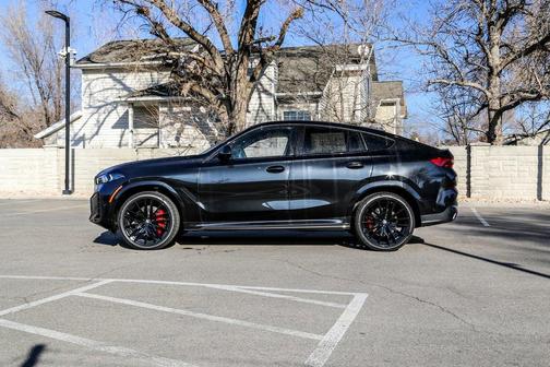 2026 BMW X6 xDrive40i