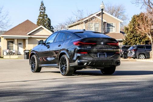 2026 BMW X6 xDrive40i