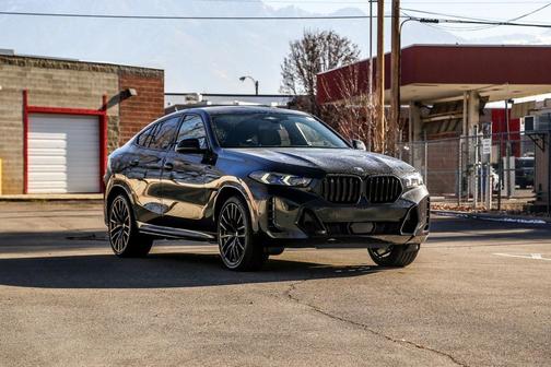 2026 BMW X6 xDrive40i
