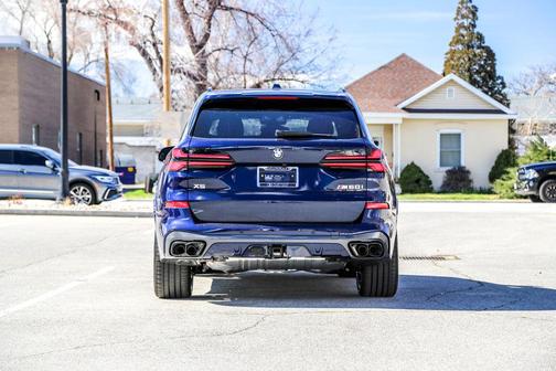 2026 BMW X5 M60i