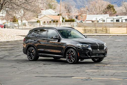 2023 BMW X3 M40i