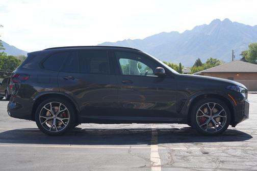 Dravit Grey Metallic 2026 BMW X5 PHEV xDrive50e