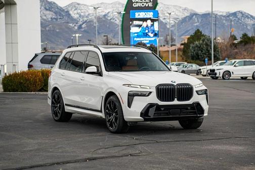 2023 BMW X7 xDrive40i