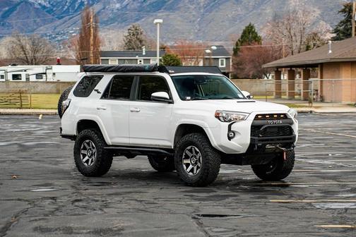 2023 Toyota 4Runner TRD Off Road