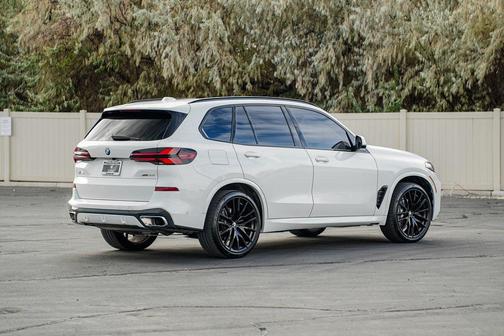 2024 BMW X5 sDrive40i
