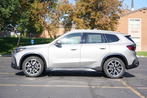 Space Silver Metallic 2026 BMW X1 xDrive28i