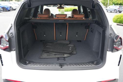 Alpine White 2024 BMW X3 xDrive30i