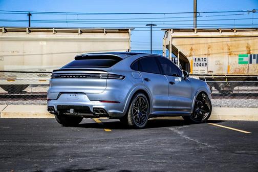 2025 Porsche Cayenne Turbo
