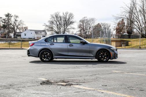Skyscraper Grey Metallic 2026 BMW 330 xDrive NA