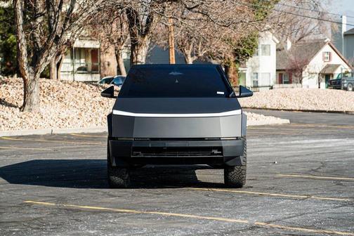 2024 Tesla Cybertruck All-Wheel Drive