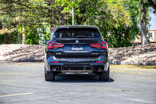 Black Sapphire Metallic 2024 BMW X3 xDrive30i