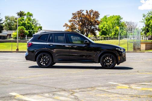 Black Sapphire Metallic 2024 BMW X3 xDrive30i