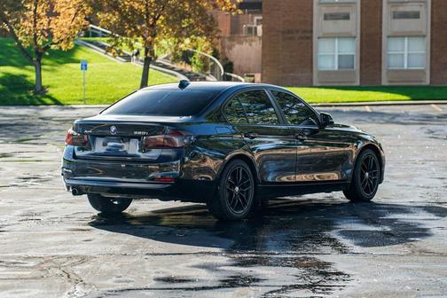 2016 BMW 320 i