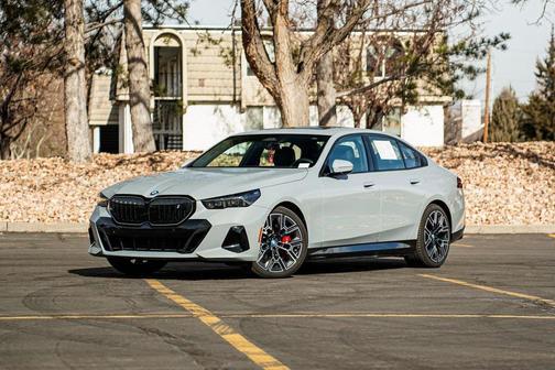 2025 BMW i5 xDrive40