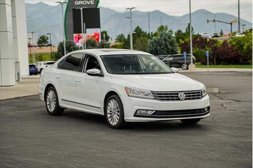 2016 Volkswagen Passat 1.8T SE