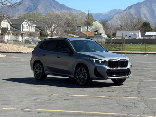 Gray Metallic 2023 BMW X1 xDrive28i