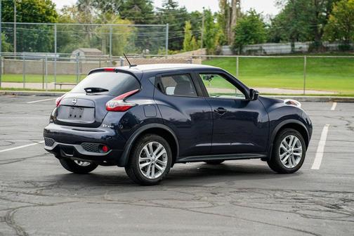 2016 Nissan Juke SV