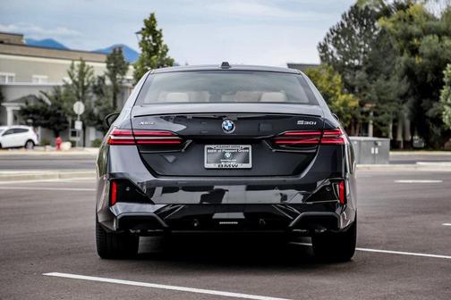 2026 BMW 530 xDrive