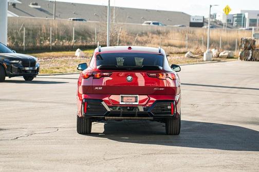 2025 BMW X2 xDrive28i