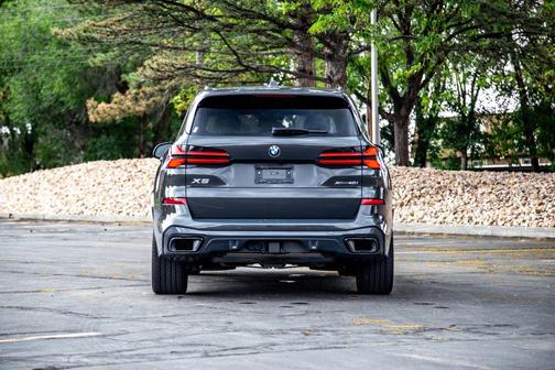Dravit Grey Metallic 2024 BMW X5 xDrive40i