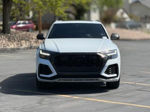 Glacier White Metallic 2021 Audi RS Q8 4.0T