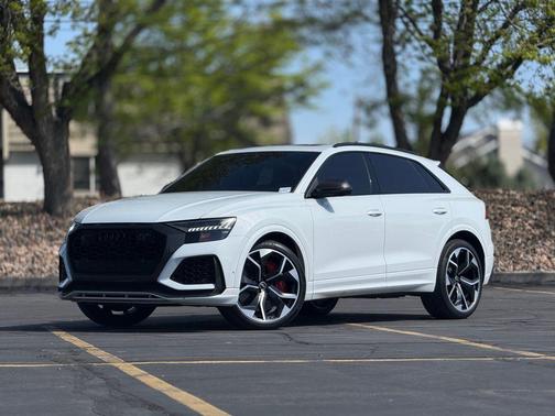 Glacier White Metallic 2021 Audi RS Q8 4.0T