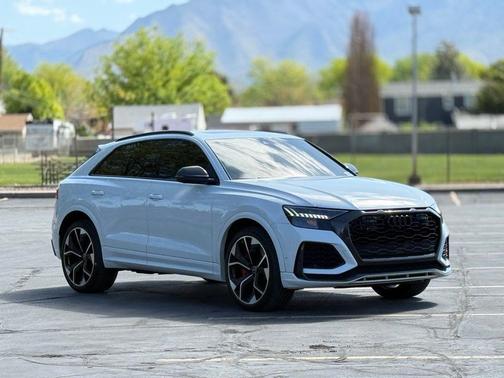 Glacier White Metallic 2021 Audi RS Q8 4.0T