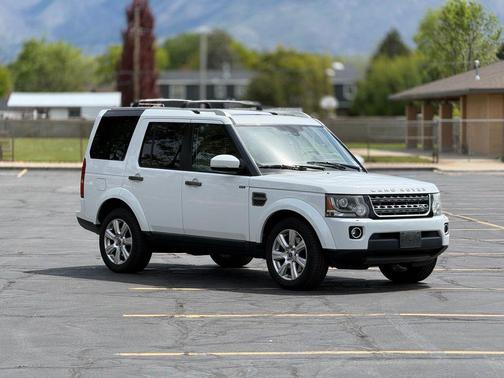 Fuji White 2014 Land Rover LR4 Base