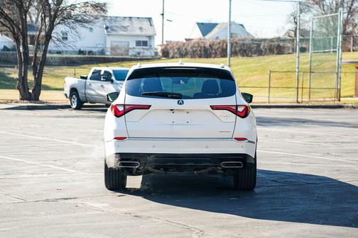 2022 Acura MDX Advance Package