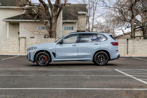 2026 BMW X5 M60i