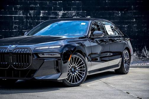 2025 BMW 760 i xDrive