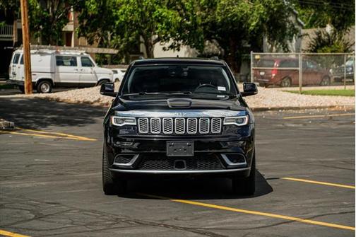 2018 Jeep Grand Cherokee Summit