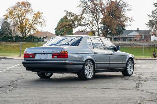 1994 BMW 740 740iL