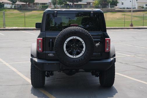 Shadow Black 2025 Ford Bronco Badlands