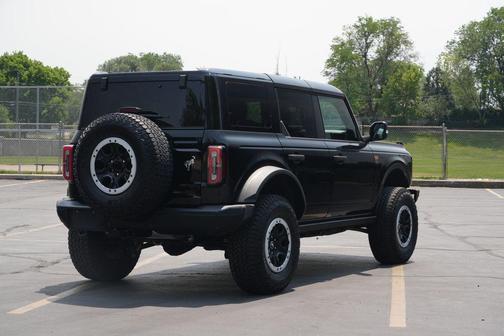 Shadow Black 2025 Ford Bronco Badlands