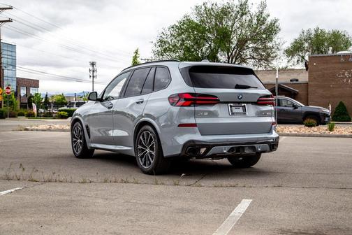 Brooklyn Grey Metallic 2026 BMW X5 PHEV xDrive50e