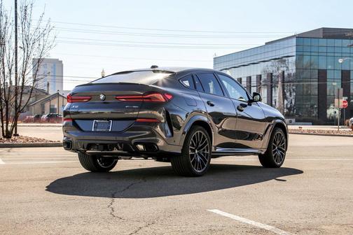 Dravit Grey Metallic 2026 BMW X6 xDrive40i