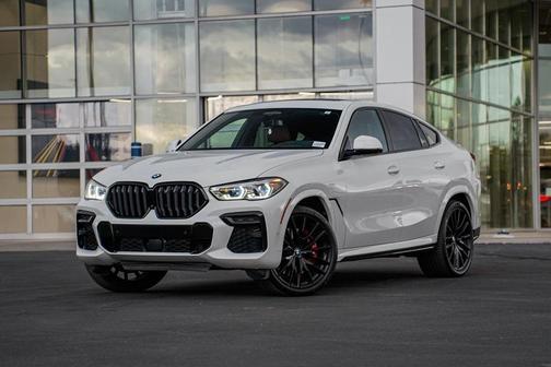 2022 BMW X6 M50i