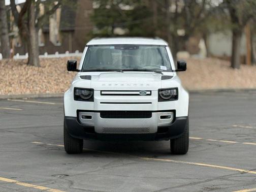 Fuji White 2022 Land Rover Defender 110 S