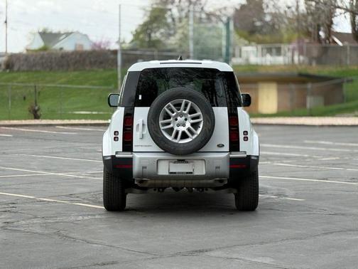 Fuji White 2022 Land Rover Defender 110 S