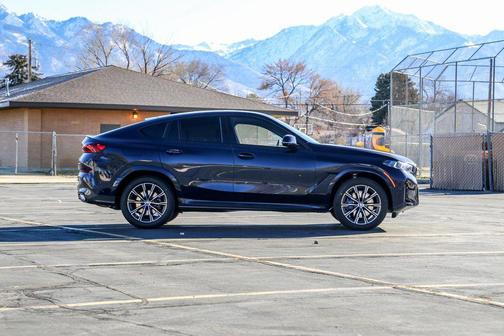 2026 BMW X6 xDrive40i