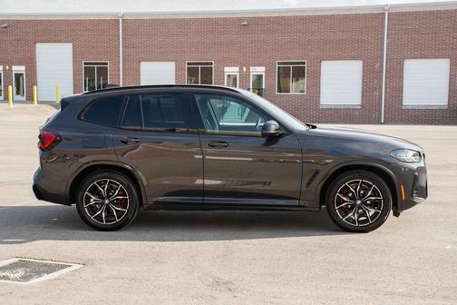 2024 BMW X3 M40i