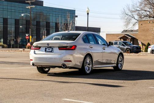 2026 BMW 330 xDrive NA